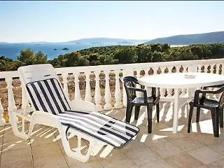 Barisic Hrvatskih Zrtava 404 Seget Vranjica * Trogir