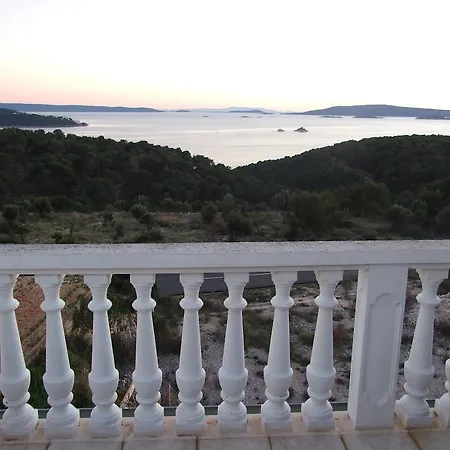 Barisic Hrvatskih Zrtava 404 Seget Vranjica Apartment Trogir