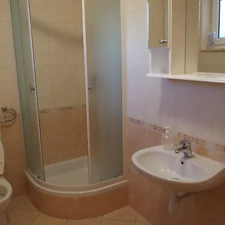 Barisic Hrvatskih Zrtava 404 Seget Vranjica Apartment *