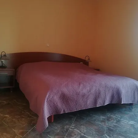 Barisic Hrvatskih Zrtava 404 Seget Vranjica