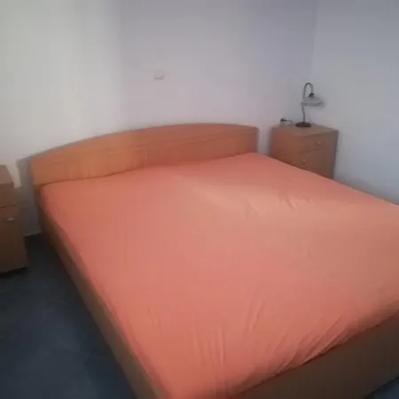 Barisic Hrvatskih Zrtava 404 Seget Vranjica *