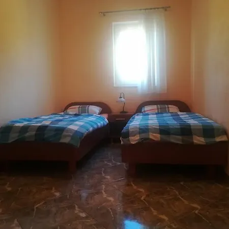 Апартаменты Barisic Hrvatskih Zrtava 404 Seget Vranjica