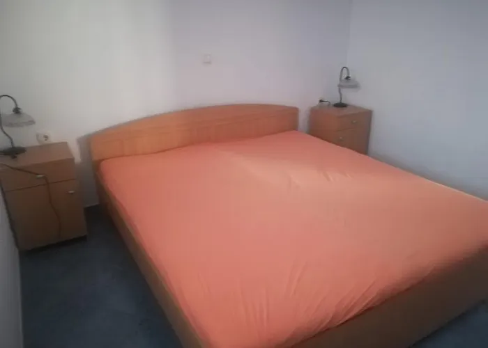 Barisic Hrvatskih Zrtava 404 Seget Vranjica *