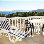 Barisic Hrvatskih Zrtava 404 Seget Vranjica * Trogir